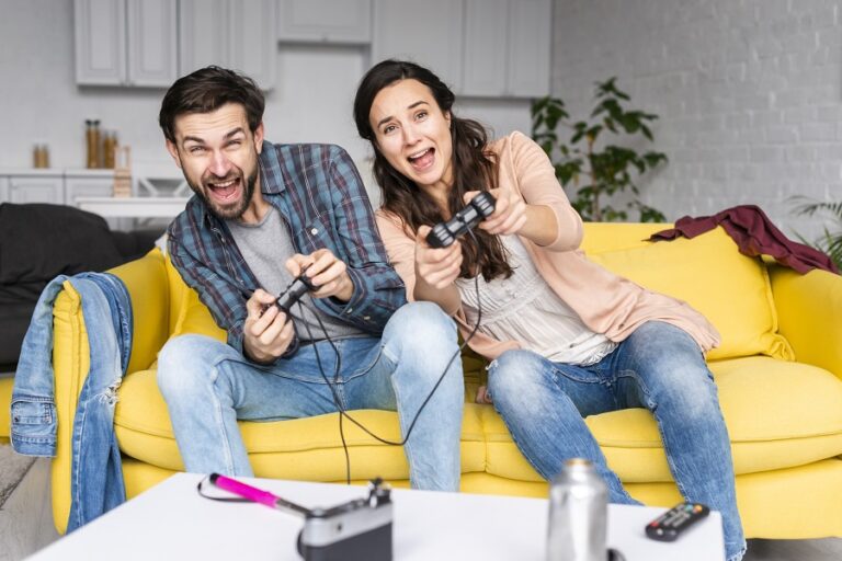 Best Mobile Games for Couples to Play Together in 2025
